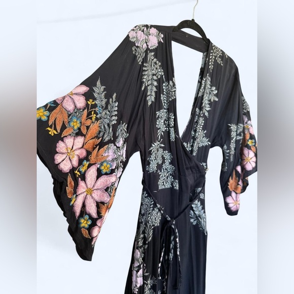 NWT Free People Black floral embroidered cocktail hour wrap dress S - Picture 3 of 7